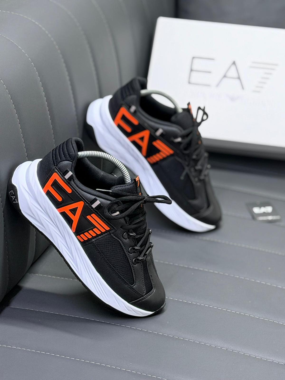 EA7 siyaha kırmızı