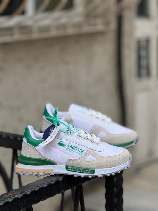 Lacoste beyaza yeşil
