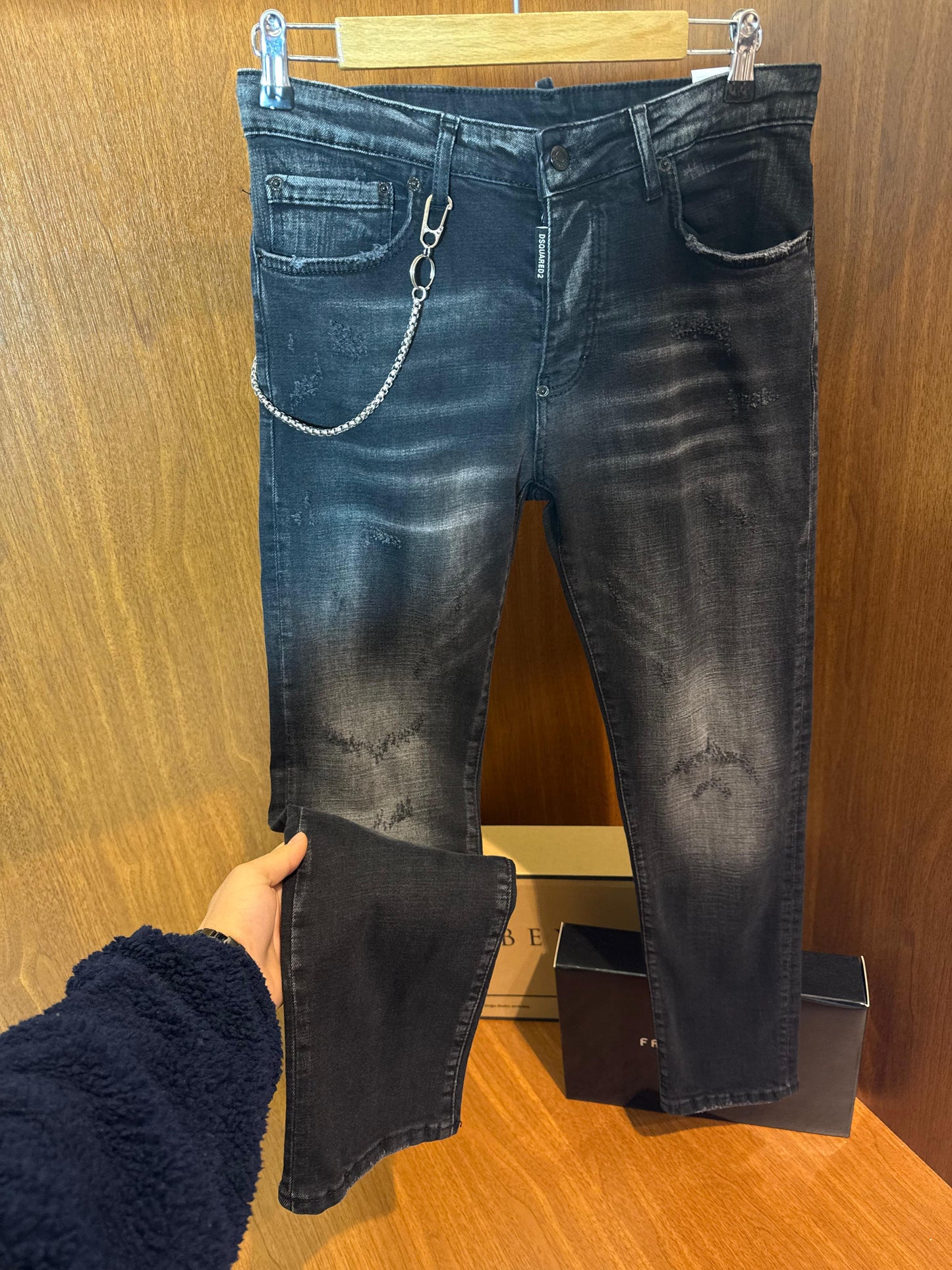 DSQ 504 siyah (PREMİUM KALİTE)